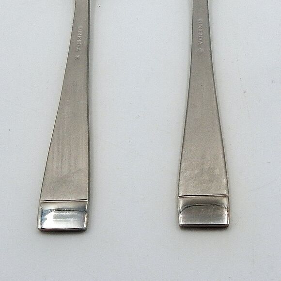 Oneida Stainless Mercer Sugar Spoon & Master Butter Knife Satin Frosted Set of 2 - Picture 5 of 8